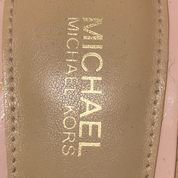 MICHEAL KORS size 5.5 light pink heels - Picture 3 of 4
